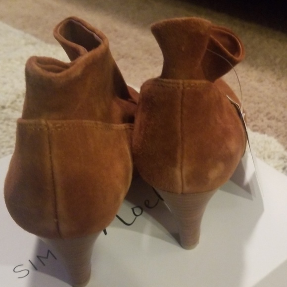 Booties - Picture 3 of 5